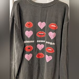 Graphic Print Women's Sweater - Black and Pink
